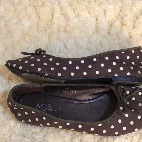 Shoes - Picture 5 of 6